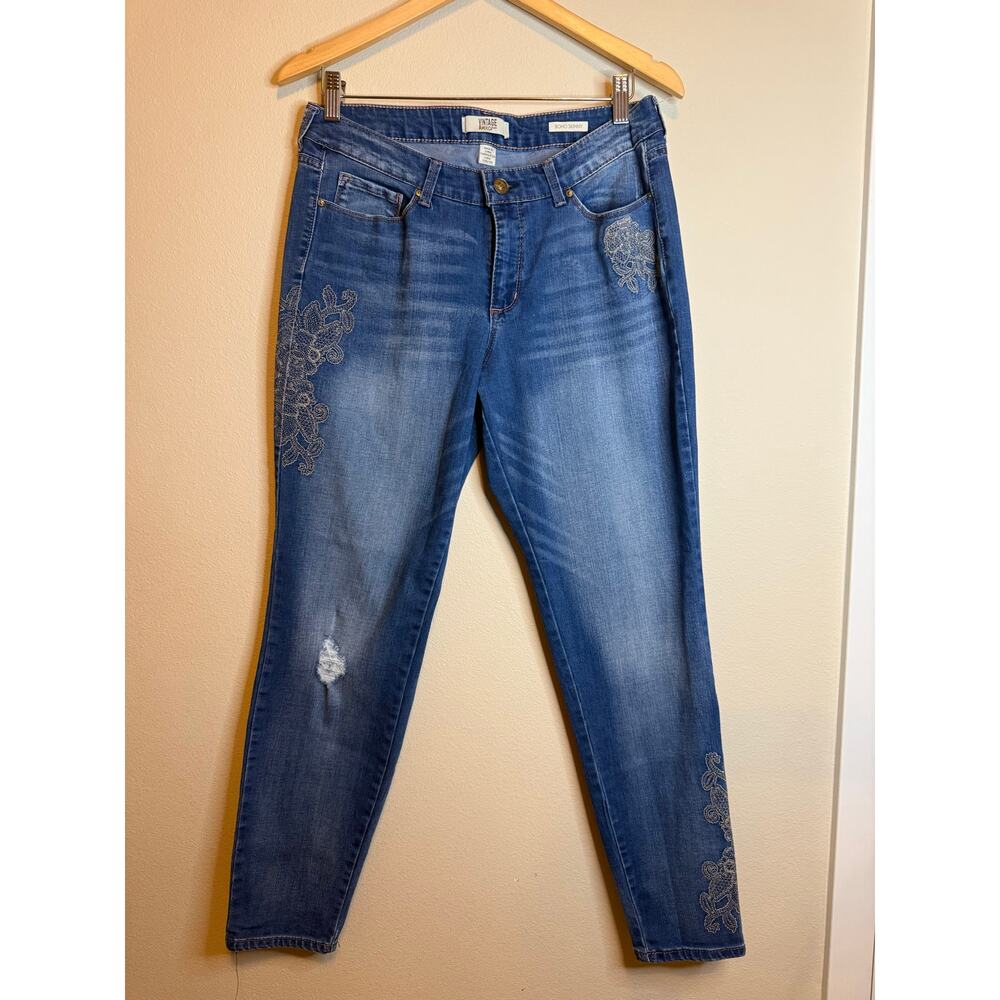 Boho Jeans With Lace Flower Details